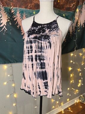 American Eagle Outfitters  Soft & Sexy Pink and Black Tie-Dye Tank Size M